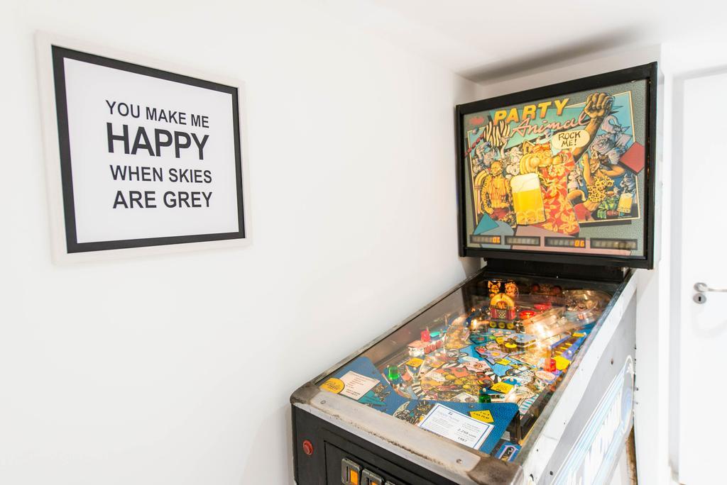 Happy Home Joy - Apartment With Free Pinball Machine Budapesta Exterior foto